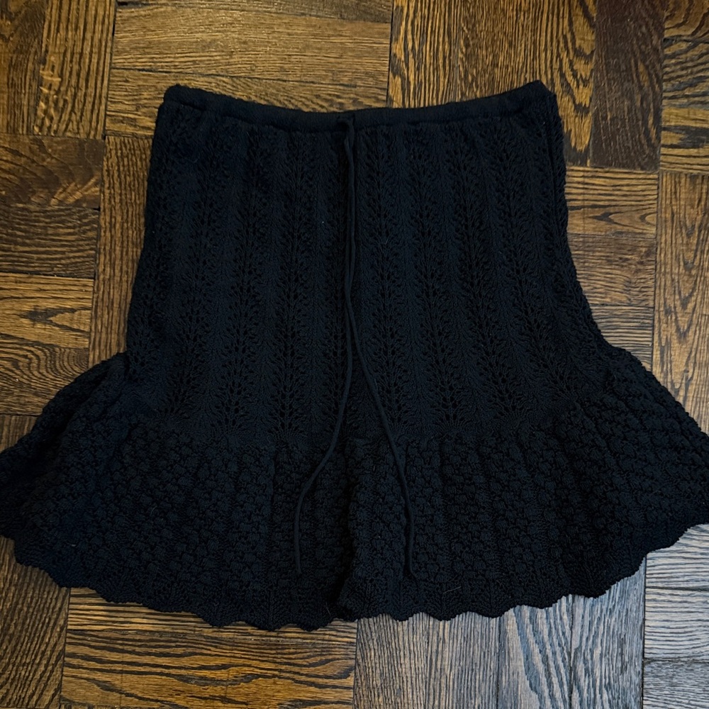 Zara Knit Black Skirt. Size M.
